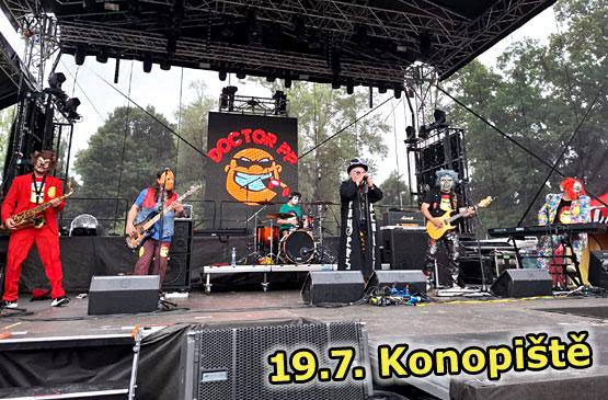 V sobotu 19.7. se představíme spolu se Třemi sestrami a MZH v zámeckém parku na Konopišti