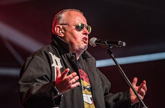 V prosinci zahrajeme se Třemi sestrami v Sono Music Clubu v Brně